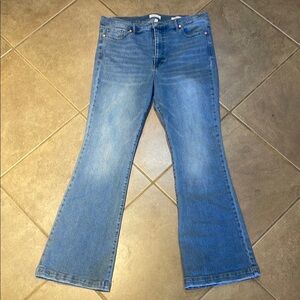 Sofia Melisa Flare Jeans! Size 18